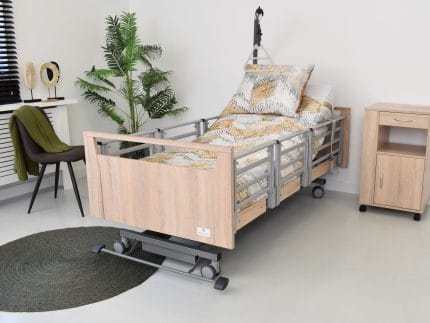 Zorgbed / Hoog-Laagbed Elbacare Deluxe